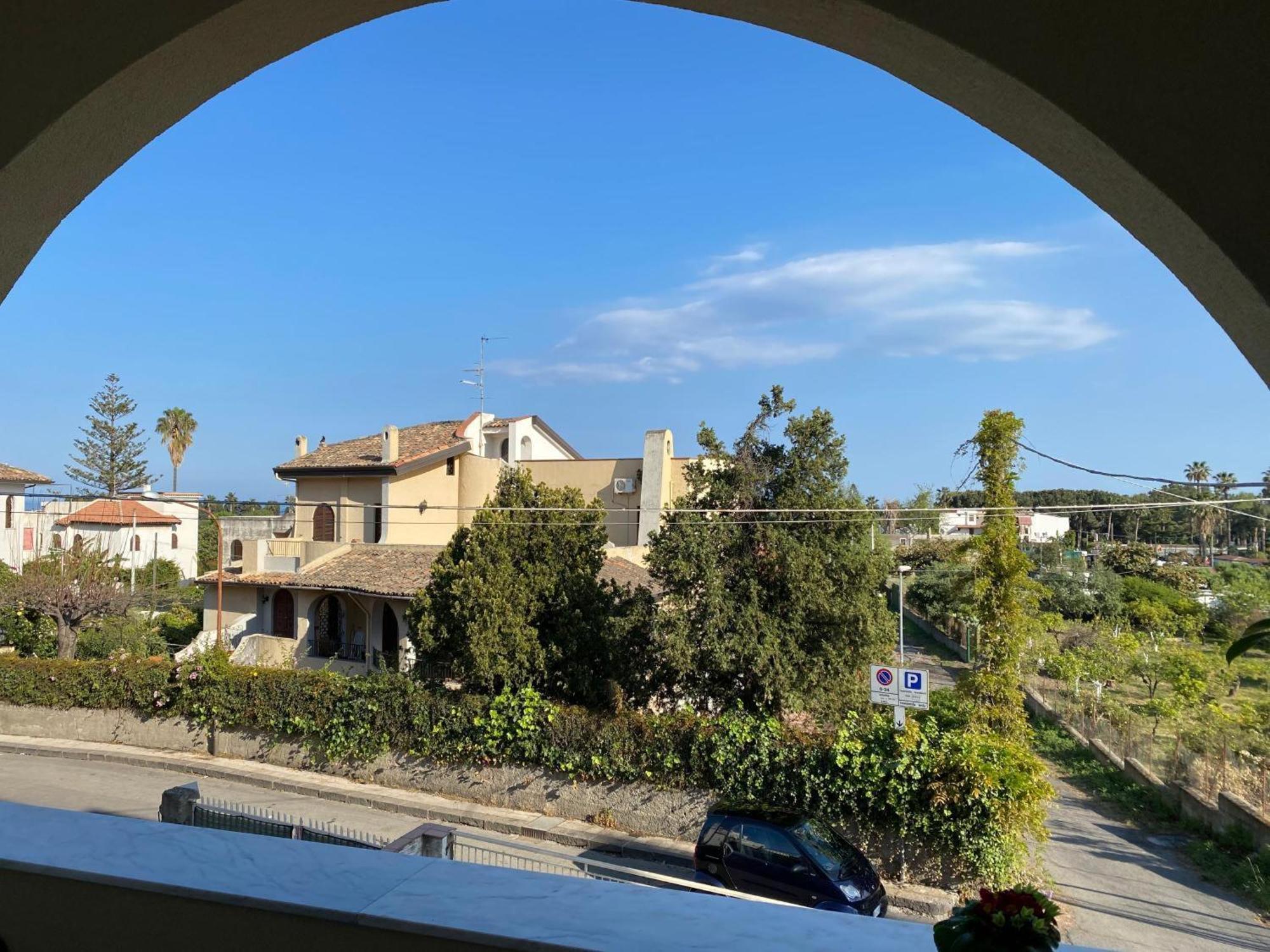 Chiara Home Apartment Giardini-Naxos Extérieur photo